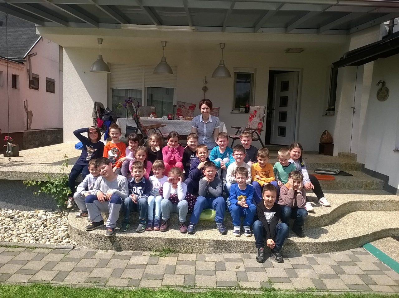 SKUPINA  “PJEGICE”
